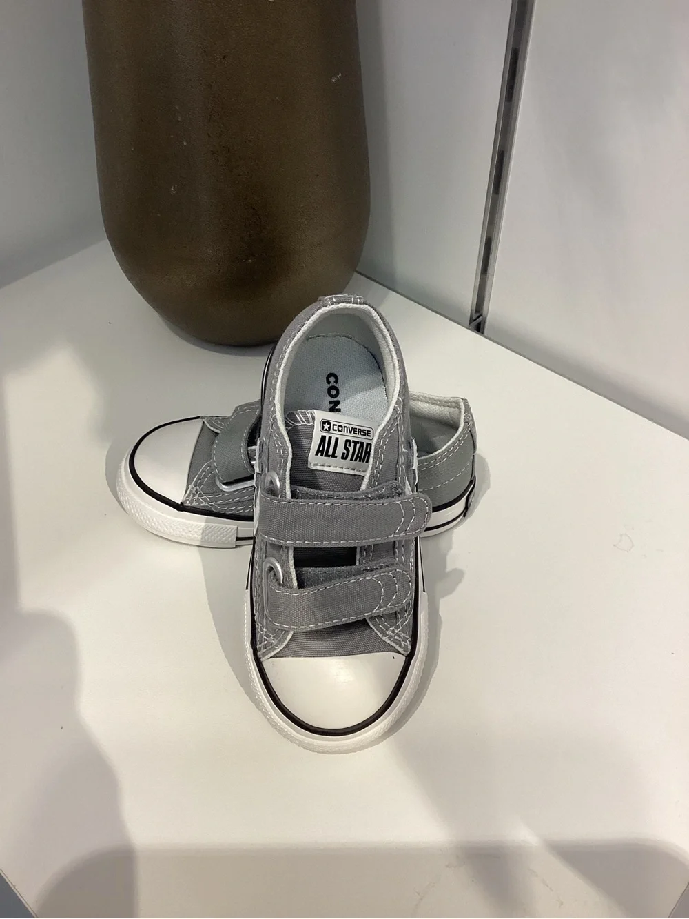 New Converse Kids Gray Low-Top Velcro Star Sneakers